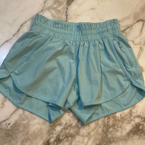 Lululemon Shorts Size 4